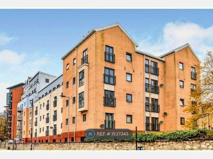3 Bedroom Flat To Rent In White Star Place, Southampton, SO14