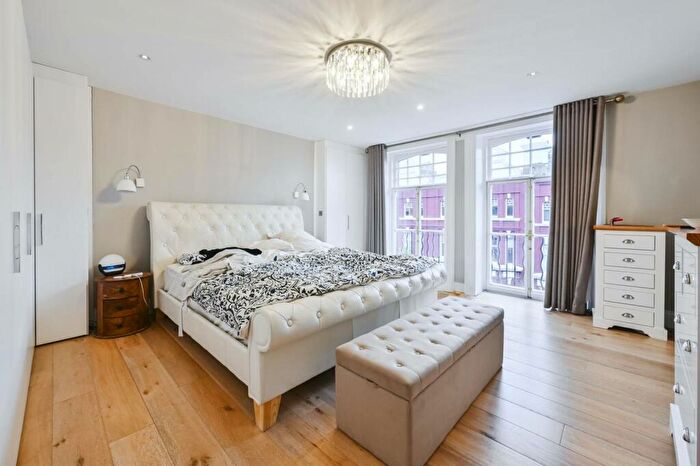 4 Bedroom Flat To Rent In Transept Street, Marylebone, London, NW1