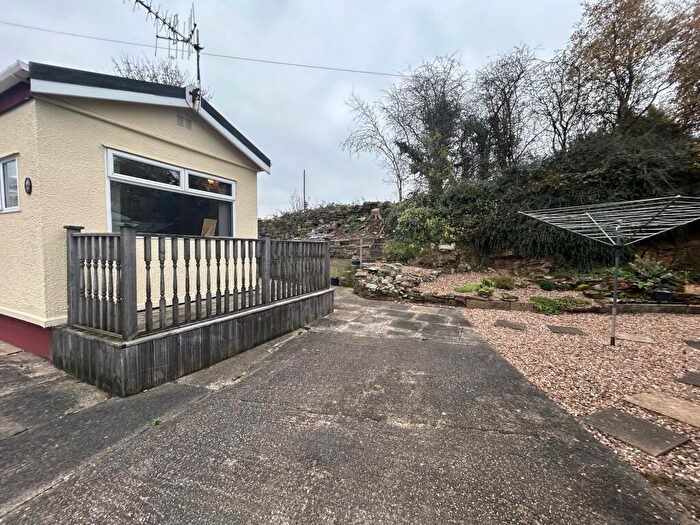 1 Bedroom Detached Bungalow To Rent In Glasshouse Lane, New Whittington, Chesterfield, S43