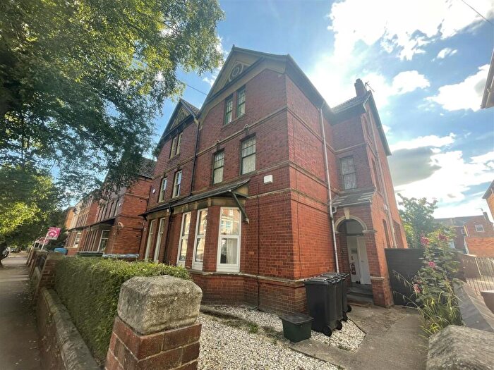 2 Bedroom Flat To Rent In Belgrave Road, Gloucester, GL1