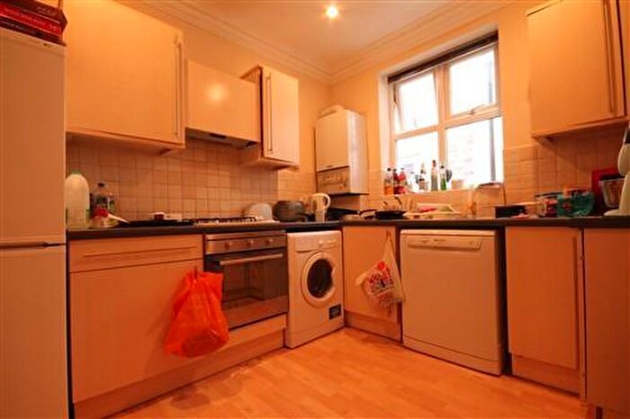 4 Bedroom Apartment To Rent In Granville Road South, Jesmond, NE2