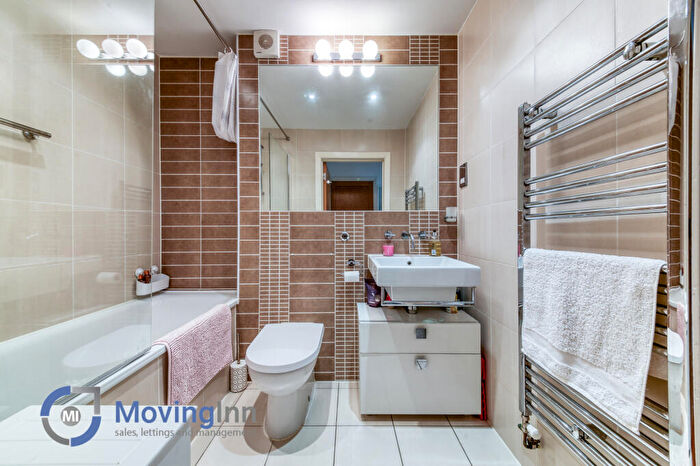 2 Bedroom Apartment For Sale In Ashman Court, Pampisford Road, South Croydon, Surrey, CR2