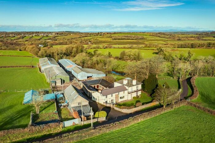 4 Bedroom Detached House For Sale In Nr Lamphey, Pembroke, SA71