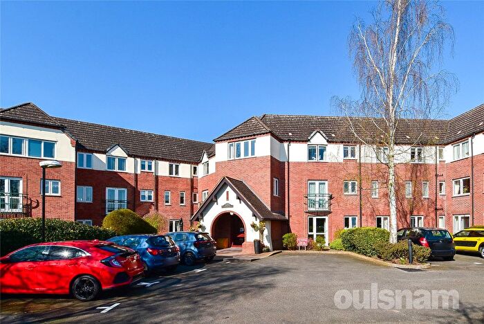 2 Bedroom Flat For Sale In Howard Road East, Kings Heath, Birmingham, West Midlands, B13