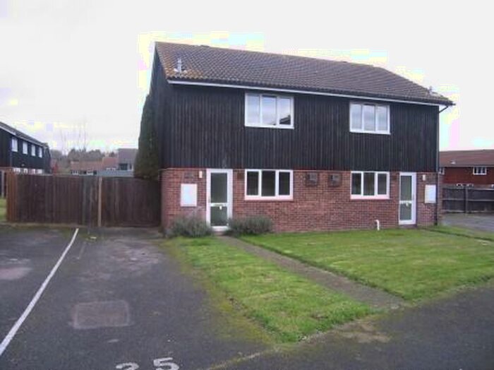 2 Bedroom Semi-Detached House To Rent In Royal Palace Close, Newmarket, CB8