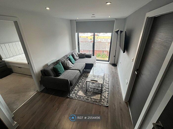 2 Bedroom Flat To Rent In Parliament Street, Liverpool, L8