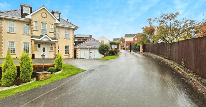 4 Bedroom House To Rent In Nant Y Glyn, Cilfrew, Neath, SA10