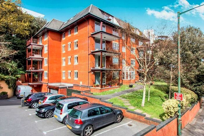 2 Bedroom Flat To Rent In Bournemouth, BH2
