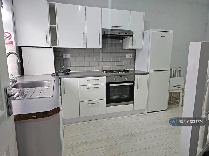 2 Bedroom Semi Detached House To Rent In Wembley, Wembley, HA9