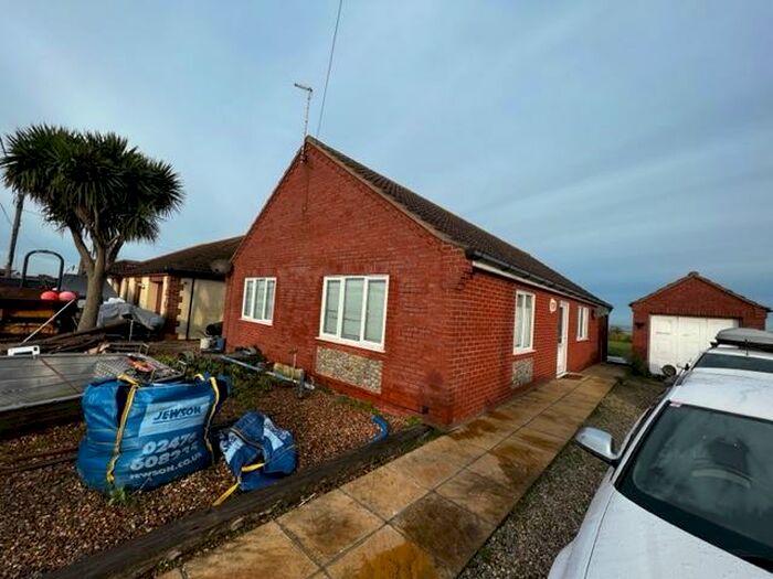 3 Bedroom Detached Bungalow To Rent In Ostend Gap, Walcott, Norwich, NR12