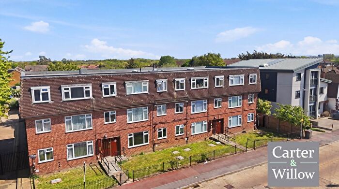 2 Bedroom Flat For Sale In Norton Road, Dagenham, RM10