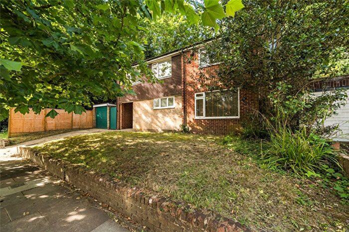 3 Bedroom Detached House For Sale In Ravensbourne Avenue, Bromley, BR2