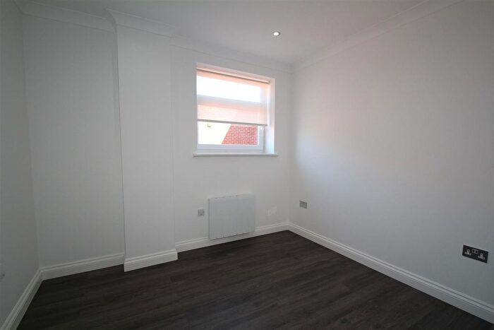 1 Bedroom Flat To Rent In Sherbourne House, Harrow, HA2