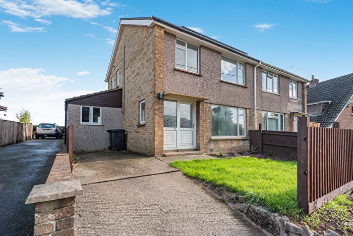 3 Bedroom Semi-Detached House For Sale In Hyatts Wood Road, Bristol, BS48