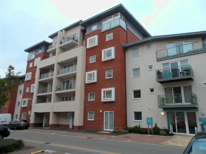 2 Bedroom Flat To Rent In Stanton House, Grand Central, Aylesbury, HP21
