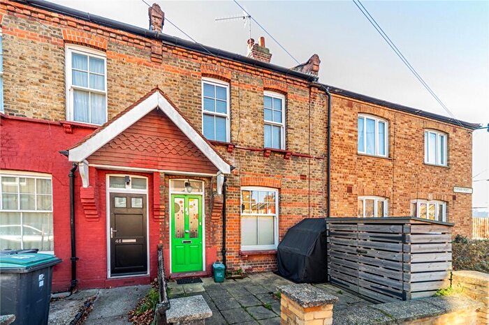 2 Bedroom Terraced House For Sale In Darwin Road, London, N22