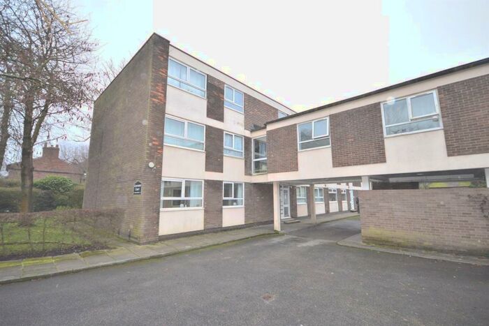 2 Bedroom Apartment To Rent In Ashton Lane, Sale, M33