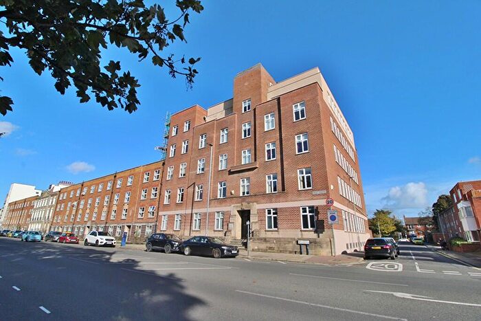 4 Bedroom Apartment For Sale In Kings Terrace, Southsea, PO5