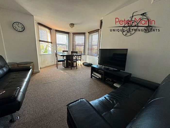 1 Bedroom Flat To Rent In Fordwych Road, Kilburn, NW2
