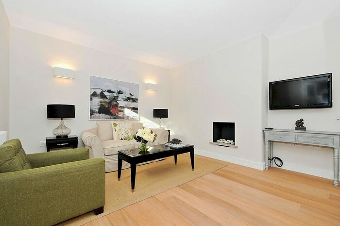 1 Bedroom Flat To Rent In Portobello Road, Portobello, London, W11