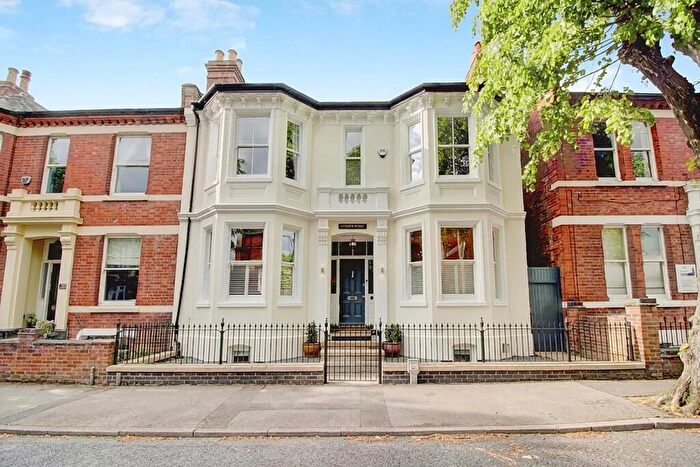 5 Bedroom Semi-Detached House For Sale In Chester House, Leicester Street, Leamington Spa, CV32