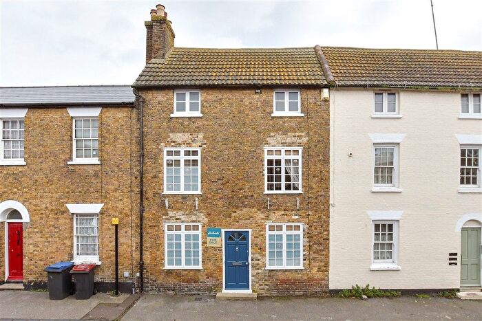 2 Bedroom Terraced House For Sale In New Street, Herne Bay, Kent, CT6