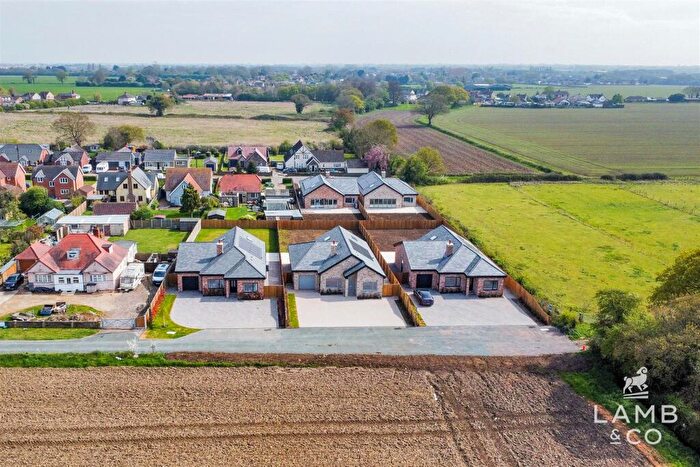 3 Bedroom Detached Bungalow For Sale In Blackthorn Thorrington Road, Little Clacton, CO16