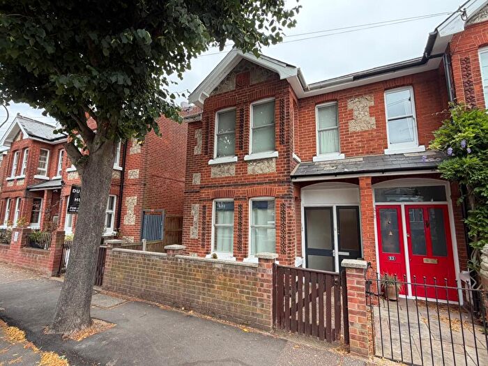 1 Bedroom Flat To Rent In Athelstan Road, Colchester, CO3