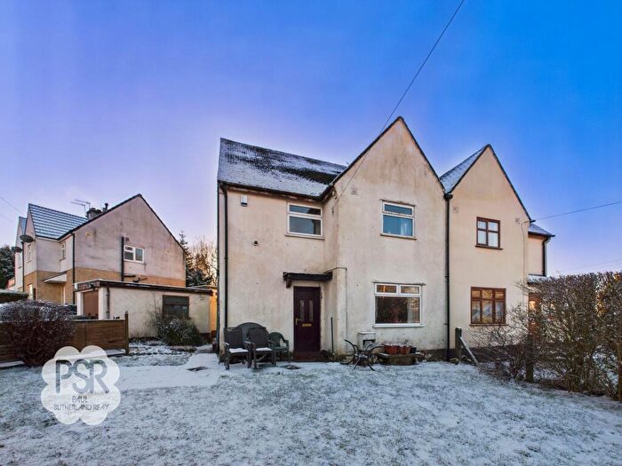 3 Bedroom Semi-Detached House For Sale In Beard Crescent, New Mills, SK22