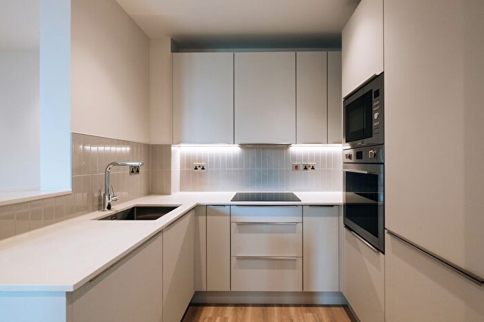 1 Bedroom Flat To Rent In George Street, Croydon, CR0