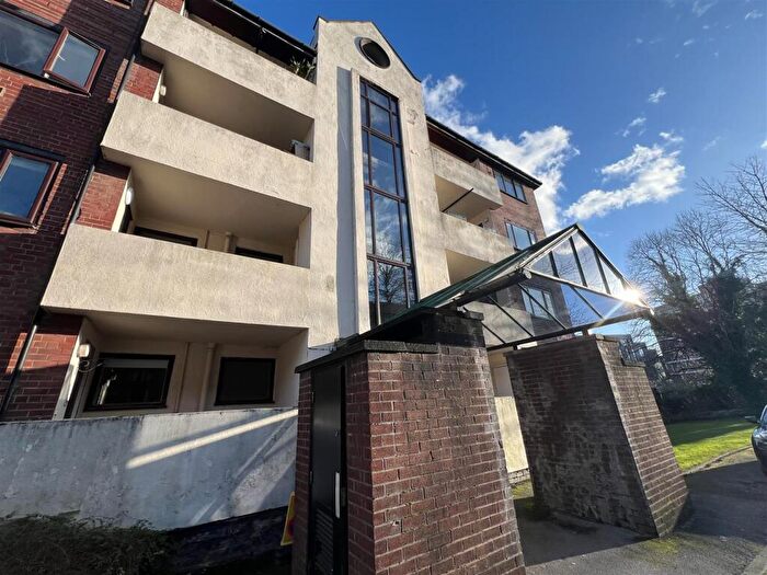 2 Bedroom Apartment To Rent In Cassandra Court, Asgard Drive, Salford, M5