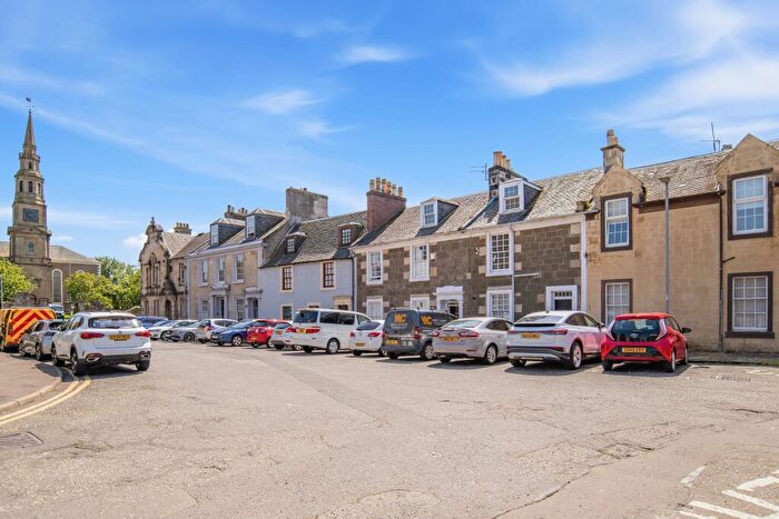 2 Bedroom Flat For Sale In Kirkgate, Irvine, KA12