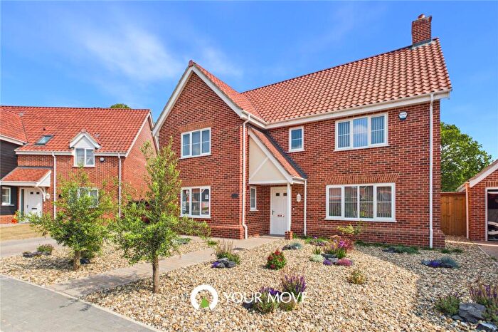 4 Bedroom Detached House For Sale In Pheasant Drive, Blundeston, Lowestoft, Suffolk, NR32