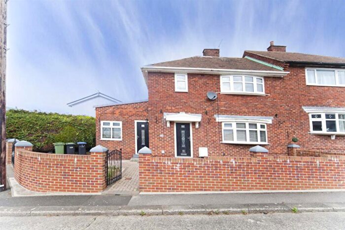 3 Bedroom Semi Detached House For Sale In Hazel Crescent, Peterlee, SR8