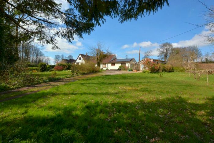 5 Bedroom Semi-Detached House For Sale In Stoodleigh, Tiverton, Devon, EX16