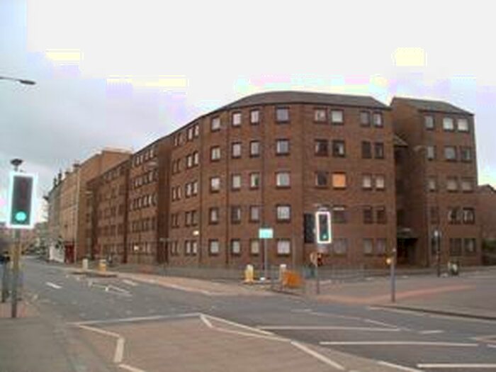 5 Bedroom Flat To Rent In St Leonards Street, Newington, Edinburgh, EH8