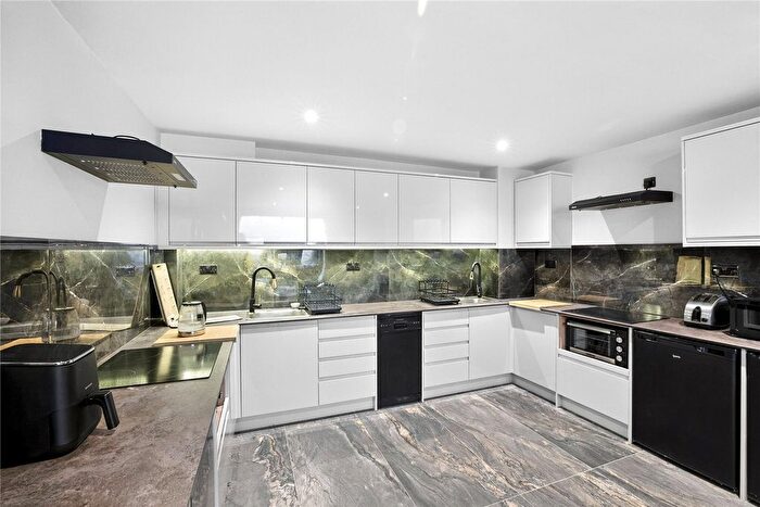 4 Bedroom Terraced House To Rent In Duke Road, London, W4