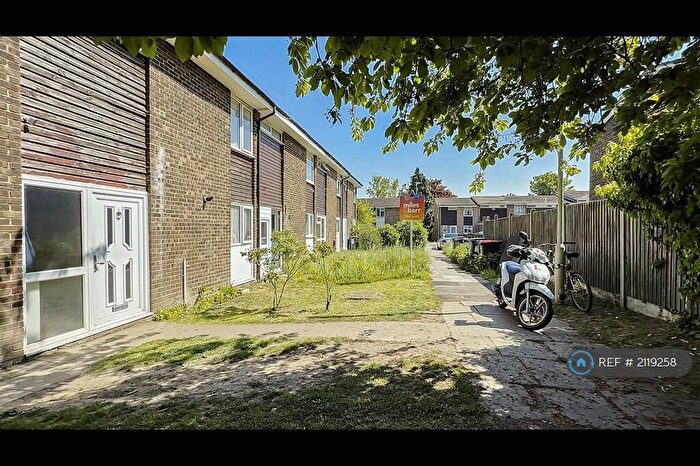 6 Bedroom Terraced House To Rent In Kemsing Gardens, Canterbury, CT2