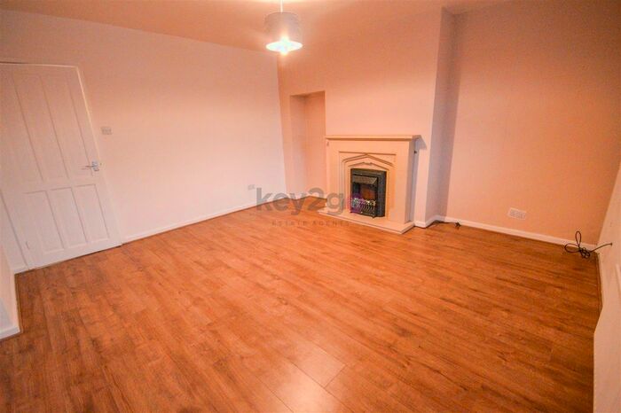 3 Bedroom End Of Terrace House To Rent In City Road, Manor, S2
