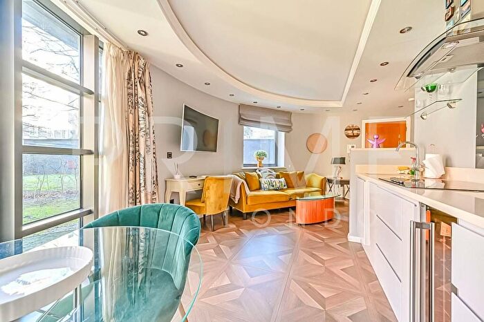 1 Bedroom Flat To Rent In Horsley Court, Montaigne Close, Westminster, SW1P