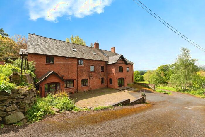 6 Bedroom Detached House For Sale In Oast House, Letton, Hereford, HR3
