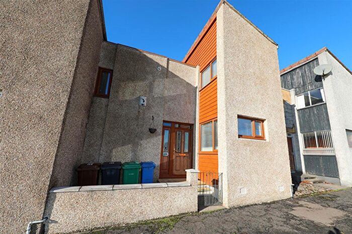 3 Bedroom Terraced House For Sale In Dunbeath Drive, Glenrothes, KY7