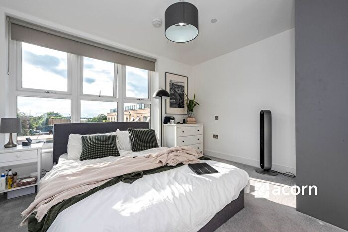 2 Bedroom Flat To Rent In Barley Close, Greenhithe, DA9