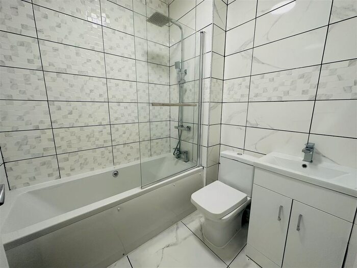 3 Bedroom Flat To Rent In Canterbury Road, Handsworth, Birmingham, B20
