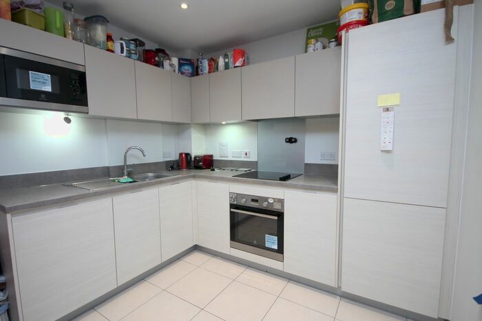 2 Bedroom Flat To Rent In Prowse Court, Fores Street, Edmonton, London, N18
