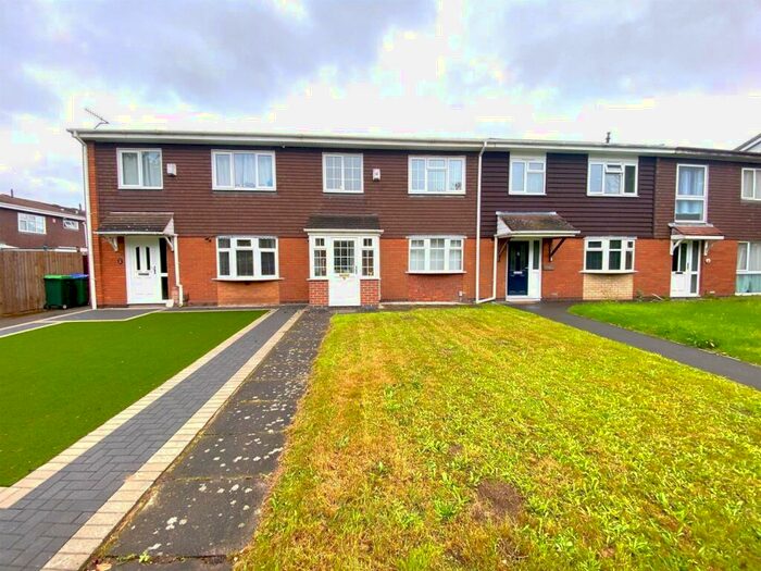 3 Bedroom House To Rent In Butterfly Way, Cradley Heath, B64