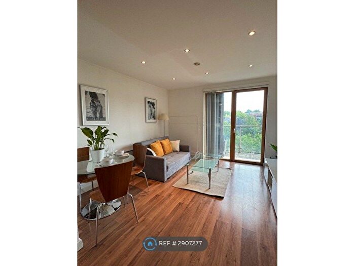 1 Bedroom Flat To Rent In Shire House, Sheffield, S11