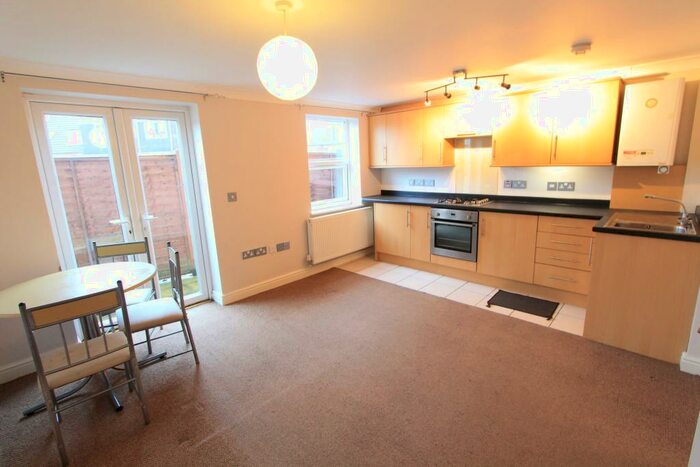 1 Bedroom Flat To Rent In Norwich Avenue, Bournemouth, BH2
