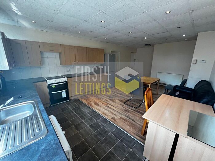 4 Bedroom Flat To Rent In London Road, City Centre, LE2