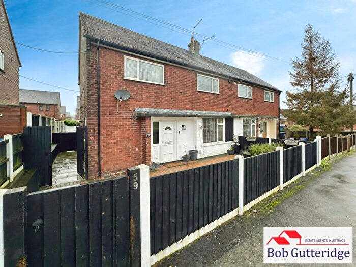 4 Bedroom Semi Detached House To Rent In Cotswold Avenue, Knutton, Newcastle, ST5